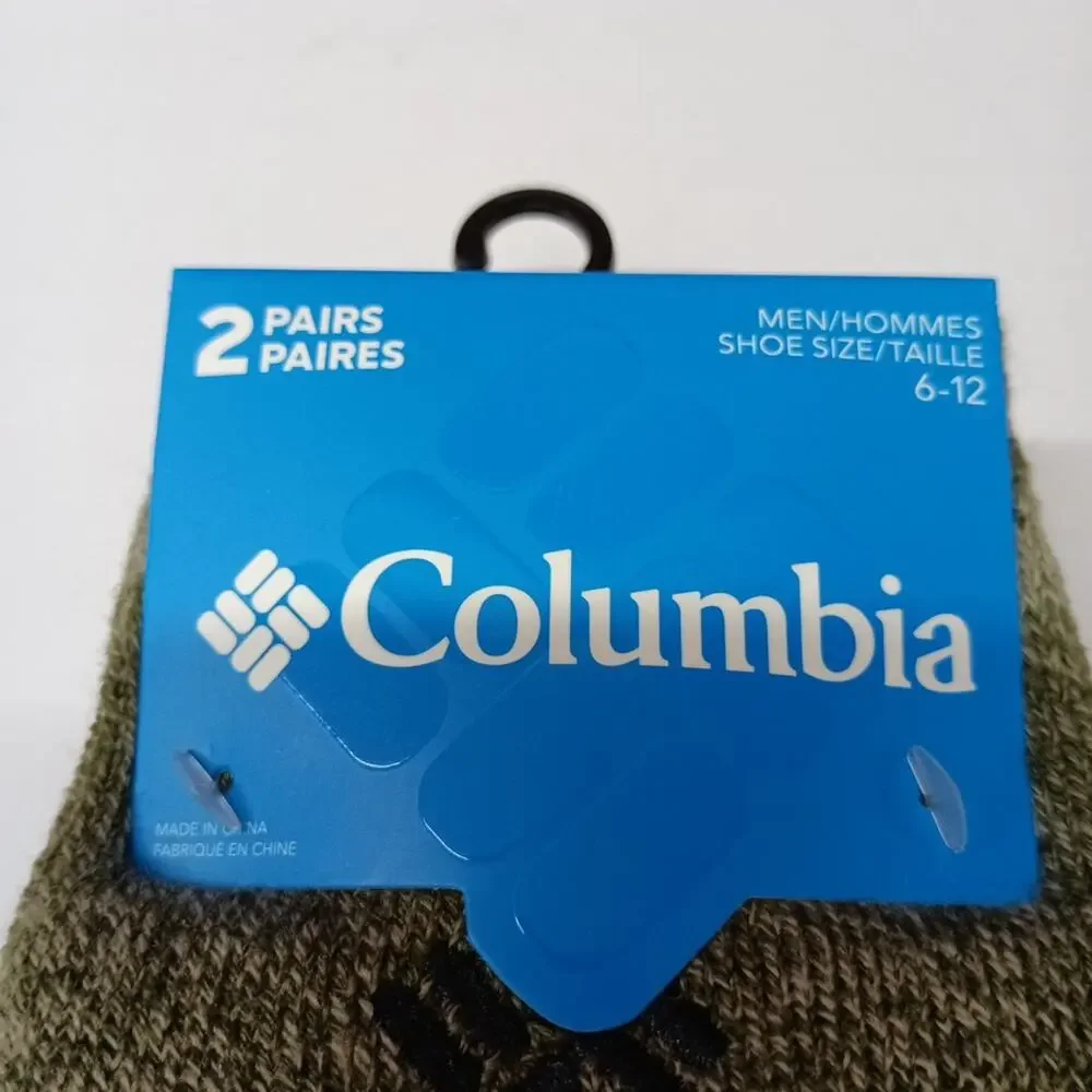 Columbia 2 Pack Gray and Green Fleece Comfort‎ Crew Socks Men's Size 6-12 NWT